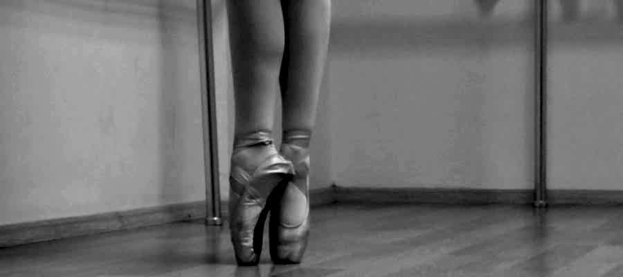 A'dan Z'ye Sanat Eğitimi Kurslarımız ve Eğitmenlerimiz Hakkında Bilgi Almak İçin;   Bilgi Talebi Bırakın veya 0212 466 07 60 arayın